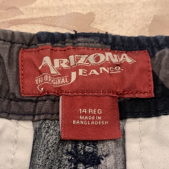 Boys ARIZONA camo cargo shorts size 14 - Picture 3 of 8